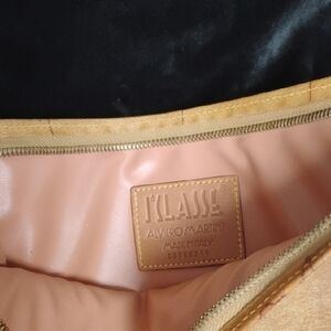 Alviero Martini Women's Tan Bag